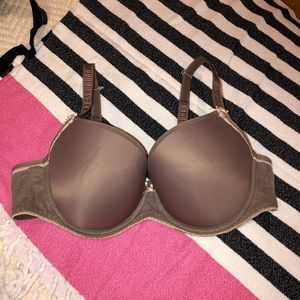 38DD Bra with bows and pretty texture